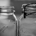 Zdrowe grzyby w słoiku bez octu